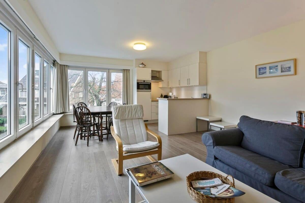 Huswell - Lovely Family Apartment 50 Meters From The Sea De Haan Exteriör bild