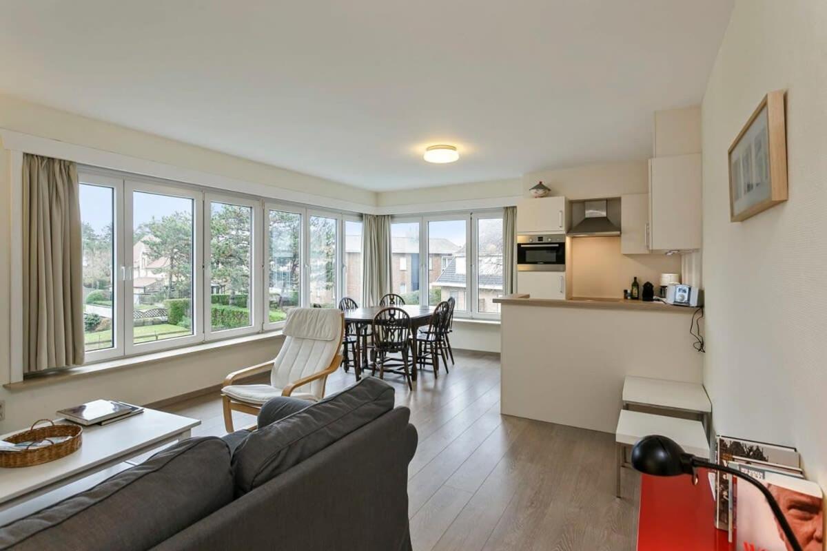 Huswell - Lovely Family Apartment 50 Meters From The Sea De Haan Exteriör bild